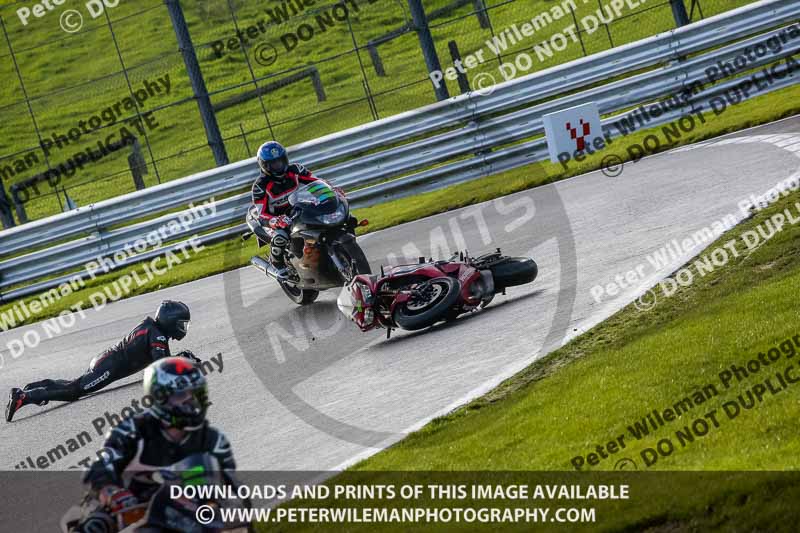 anglesey;brands hatch;cadwell park;croft;donington park;enduro digital images;event digital images;eventdigitalimages;mallory;no limits;oulton park;peter wileman photography;racing digital images;silverstone;snetterton;trackday digital images;trackday photos;vmcc banbury run;welsh 2 day enduro